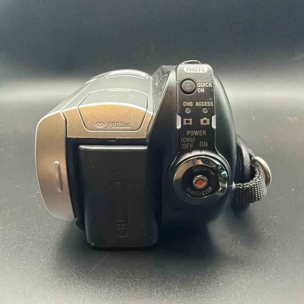 Sony DCR-SR45 Nightshot, 30GB HDD, 40x Optical Zoom - NOT WORKING